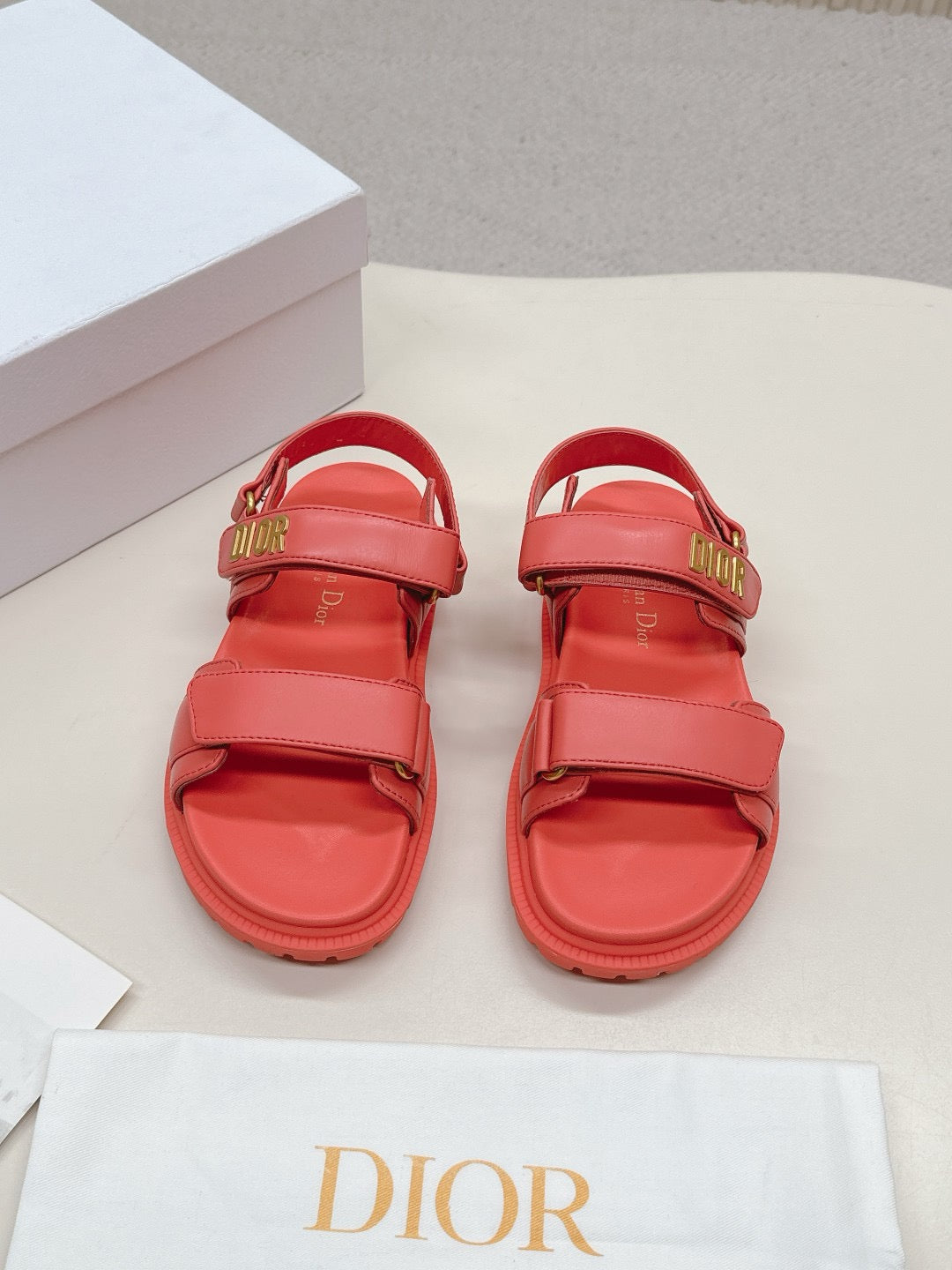 Dioract Sandals