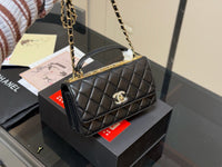 Wallet on Chain Bag