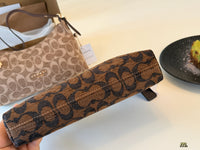 Emeilia Shoulder Bag