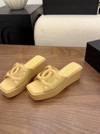 26S Platform Sandals