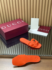Interlocking G Slide Sandals