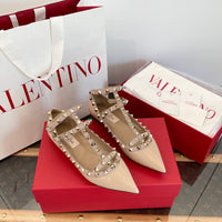 Garavani Rockstud Ballet Flats