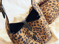 Le 5 à 7 Shoulder Bag