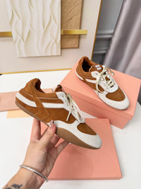 Gymnasium Sneakers