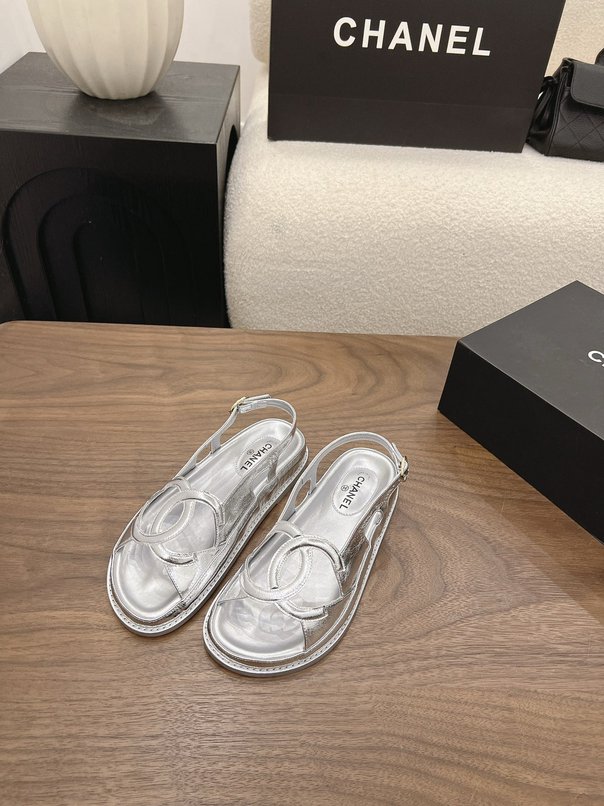 26B Casual Sandals