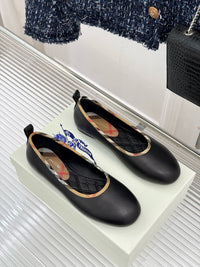 26WF Check Ballet Flats