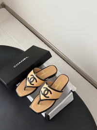 26B Thong Sandals