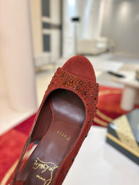 Degrachick Suede Sandals