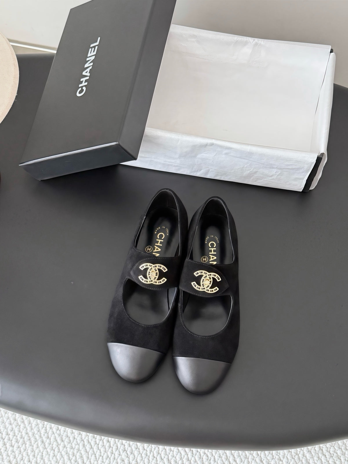 26B Mary Jane Ballet Flats