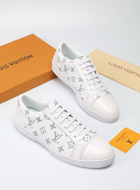 Low Top Sneakers