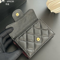 Small Flap Wallet