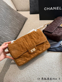 Classic Flap Medium Suede