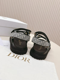 Dioract Sandals