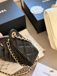Clutch with Chain
