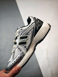 NB1906R Sneakers
