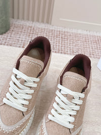 Nama Runner Platform Sneakers