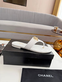 Bow Thong Sandals