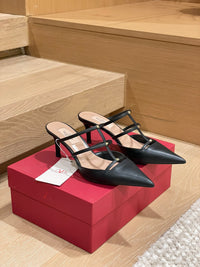 Garavani Rockstud Heels 6cm