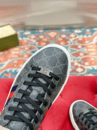 Low Top Sneakers