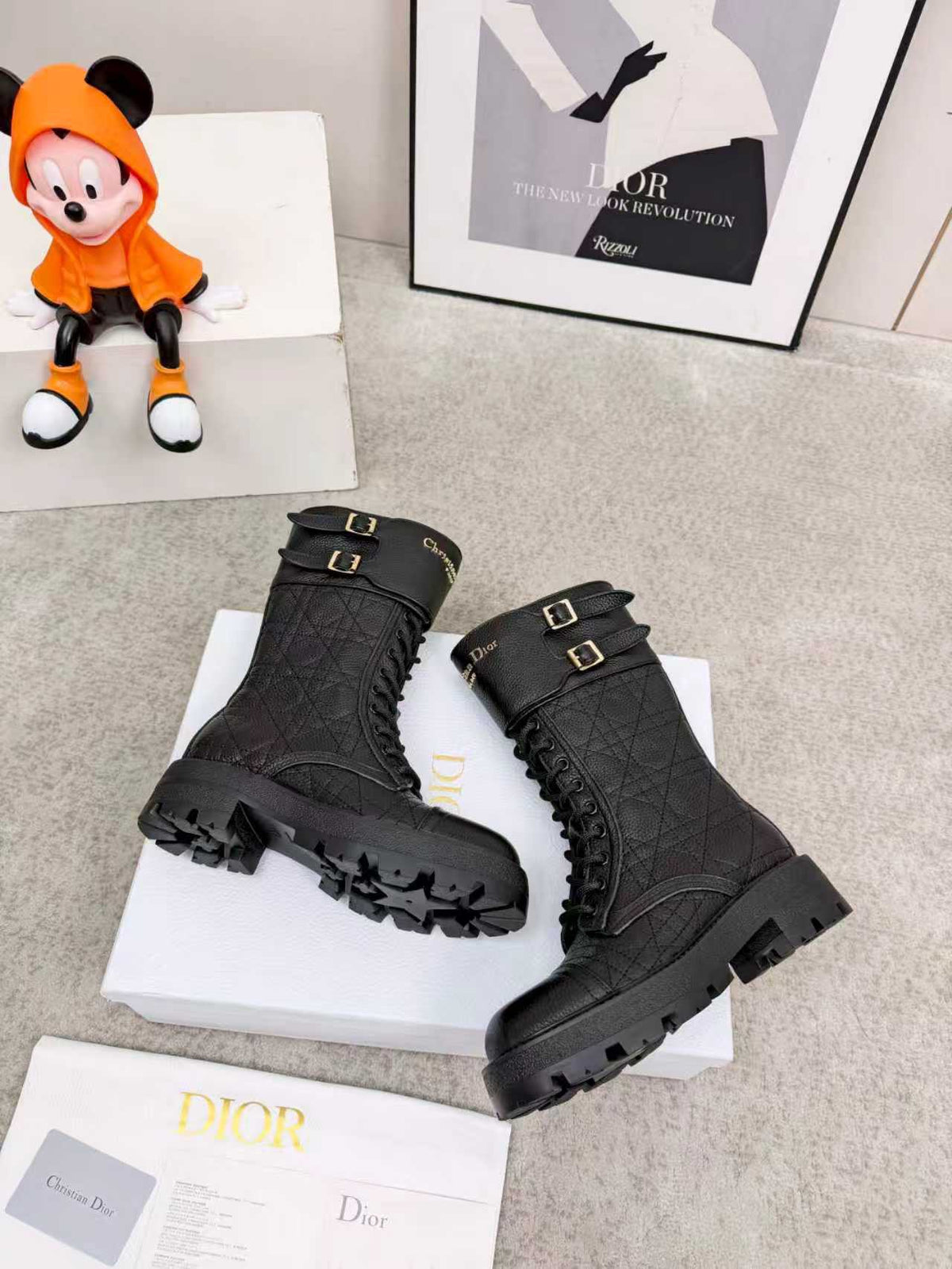 D-Trap Ankle Boots