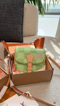 Montsouris Messenger Bag