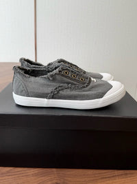 26S Slip-on Sneakers