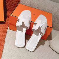 Oran Sandal