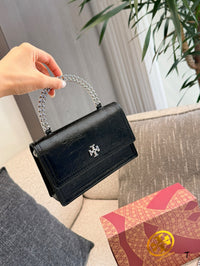 Kira Shoulder Bag