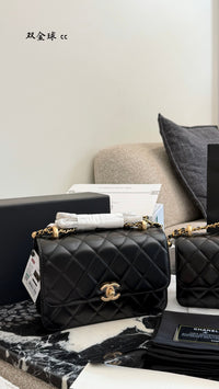 24C Flap Bag