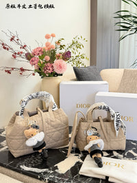Toujours Leather Tote