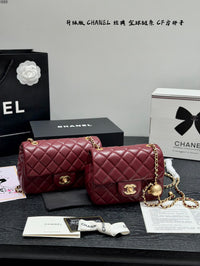 Mini Pearl Crush Classic Flap Bag