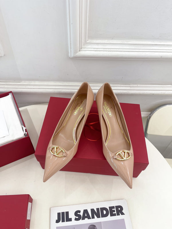Garavani VLogo Patent Leather Pumps 6cm