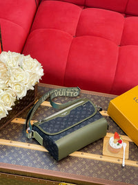 Courrier Messenger