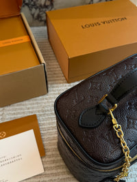 Nice BB Vanity Case