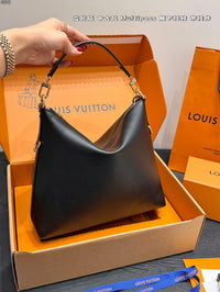 Multipass Bag