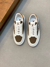 Beverly Hills Sneakers
