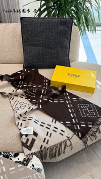 Selleria Macro Check Scarf