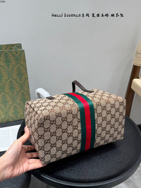 Essence Boston Bag