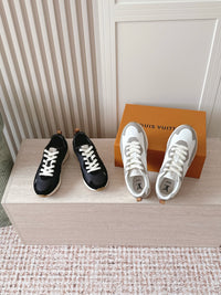 Drop 300 Sneakers