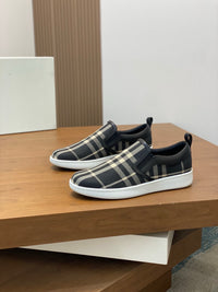 Vintage Check Slip-On Sneakers