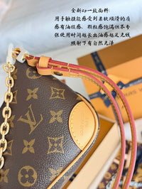 Liv Pochette Bag
