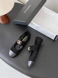26B Mary Jane Ballet Flats