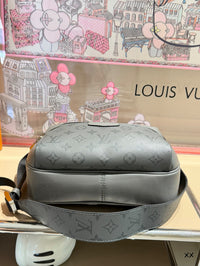 Outdoor Messenger Bag