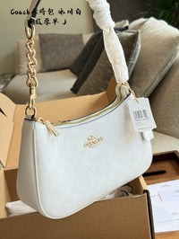 Teri Shoulder Bag