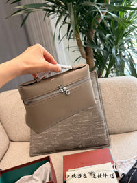 Extra Pocket L19 Grained Calf Leather