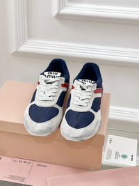 Gymnasium Sneakers