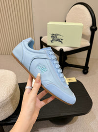 Knight Runner Sneakers