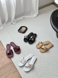 26B Leather Sandals