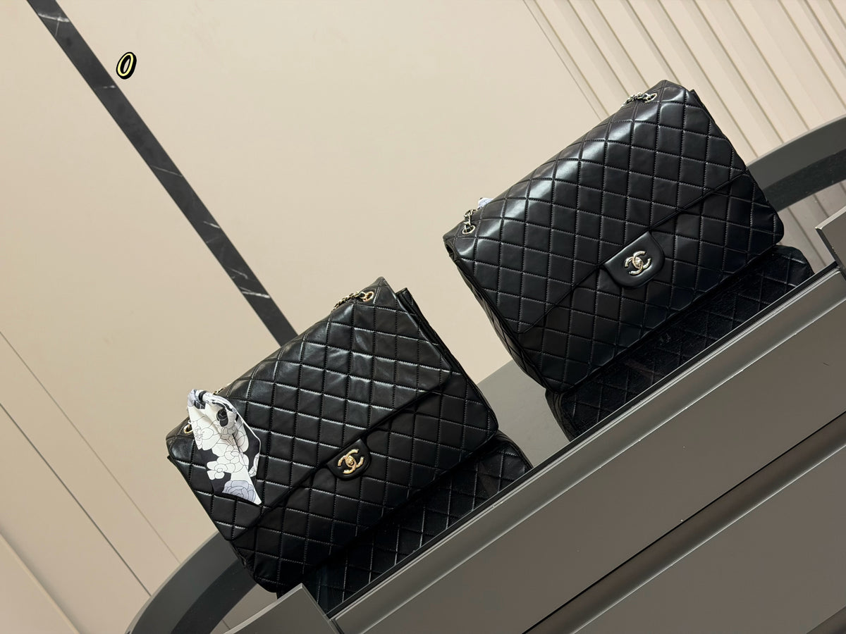 XXL Classic Flap Bag