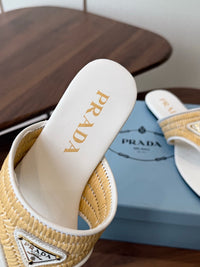 26S Leather Thong Sandals